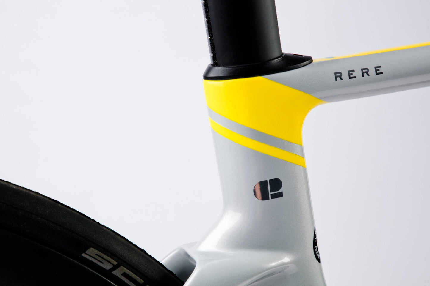 RERE METALLIC SILVER + YELLOW (TAUHOU)