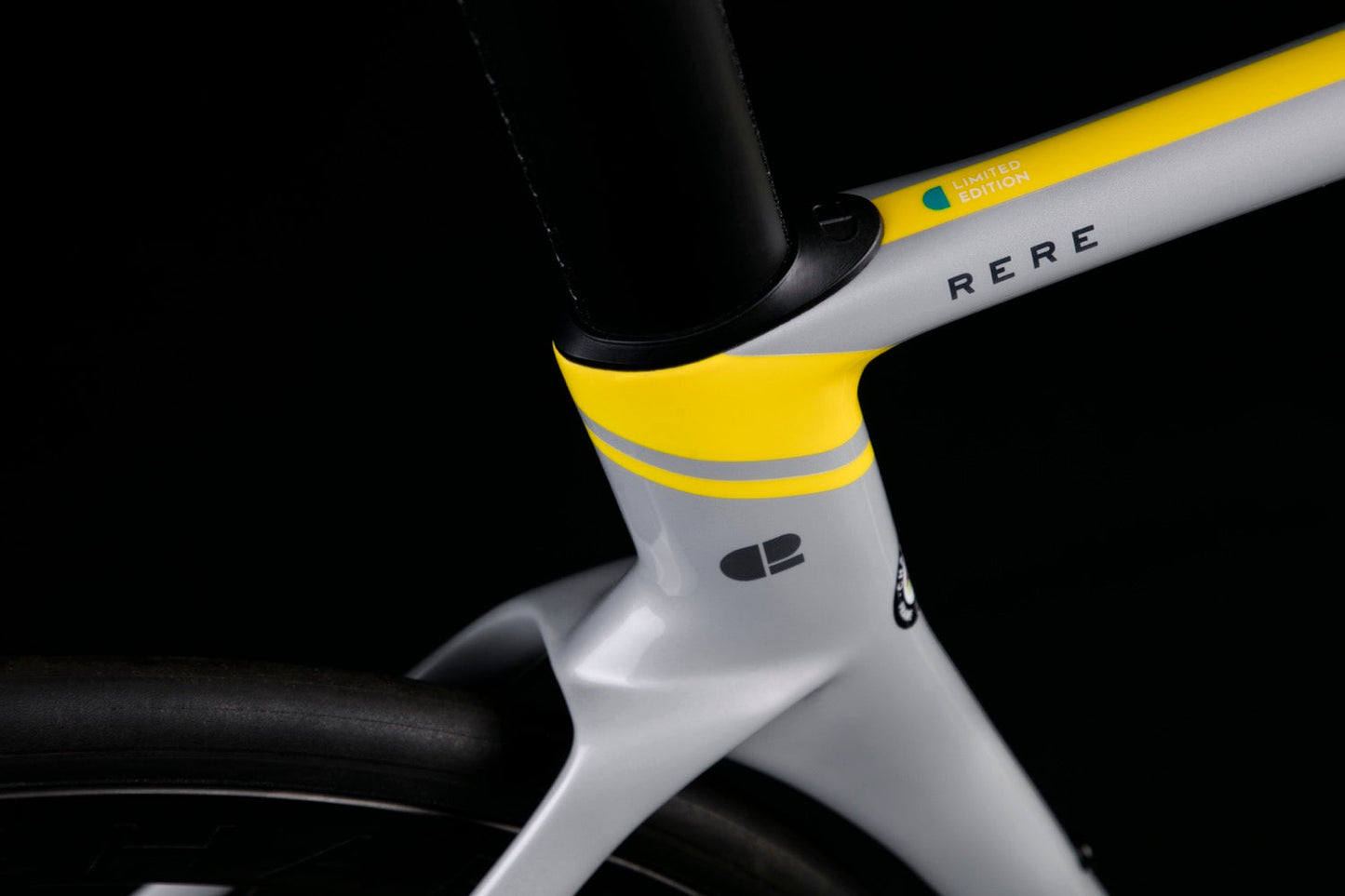 RERE METALLIC SILVER + YELLOW (TAUHOU)