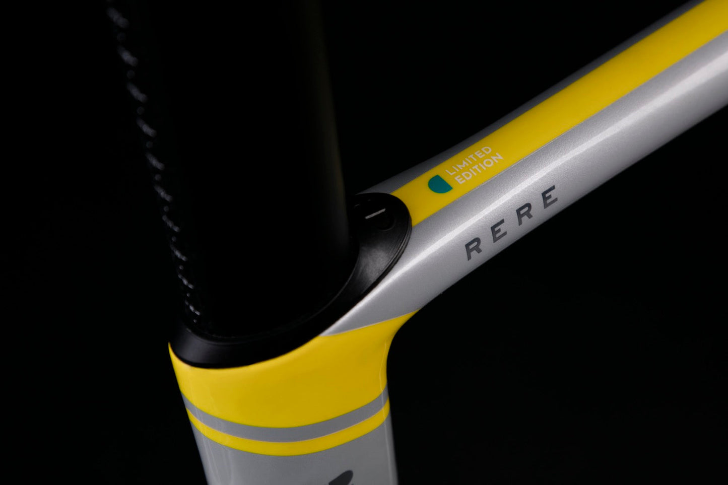 RERE METALLIC SILVER + YELLOW (TAUHOU)