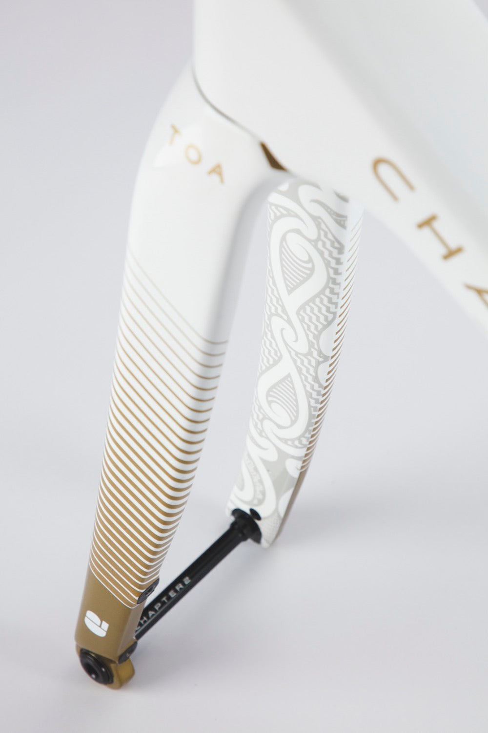 TOA WHITE + GOLD (KOURA)