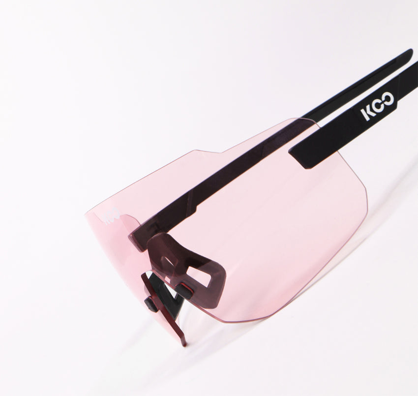 KOO Supernova Matt Black Sunglasses - Photochromic pink Lens