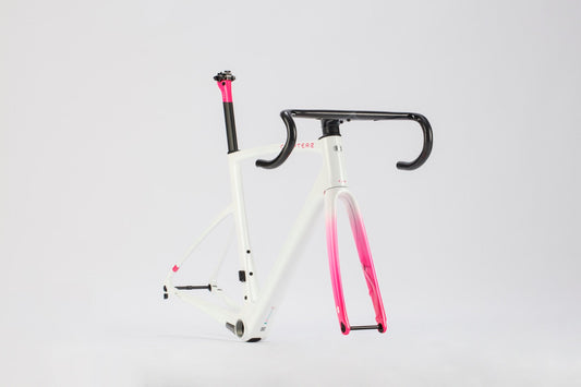 TOA WHITE + PINK (WAWHERO)