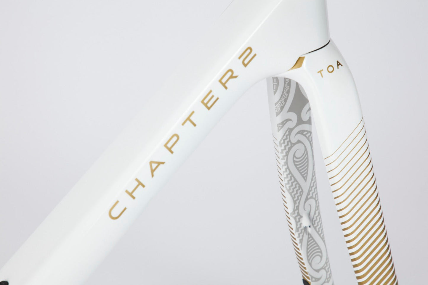 TOA WHITE + GOLD (KOURA)